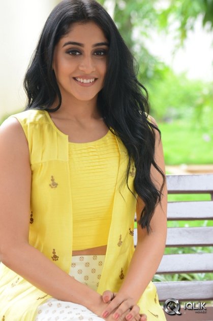 Regina-Cassandra-At-Jyo-Achyutananda-Movie-Success-Meet